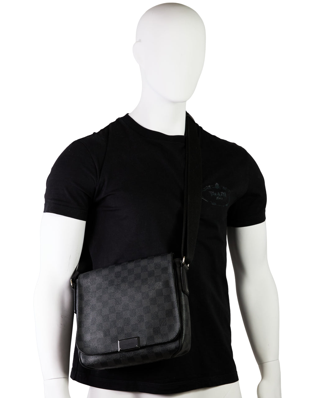 Louis Vuitton District PM
