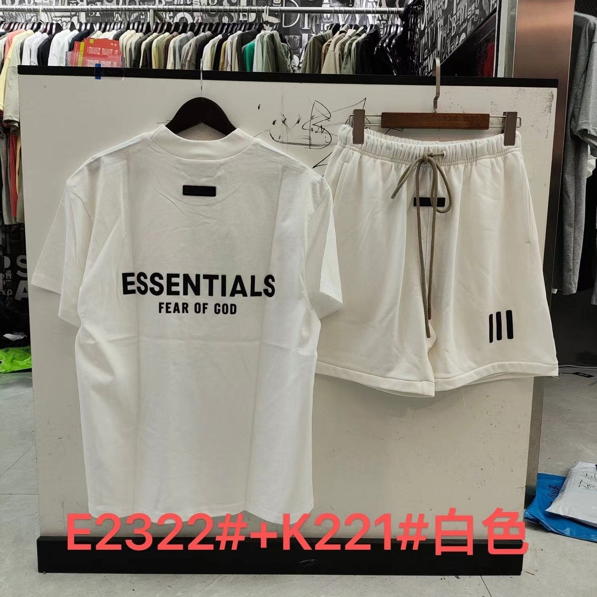 ESSENTIALS FEAR OF GOD III Graphic Short-Sleeve Set