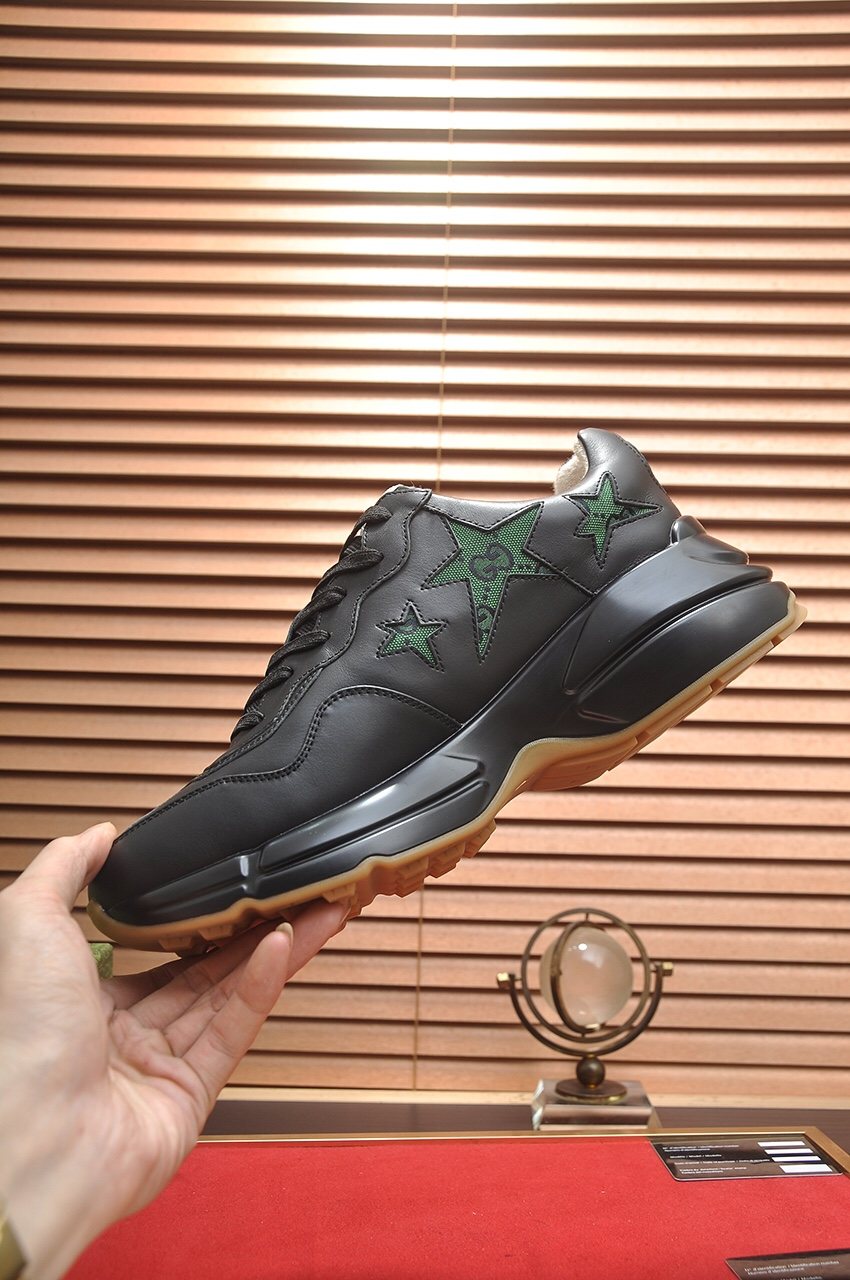 GUCCI Black and Green Star Sneakers