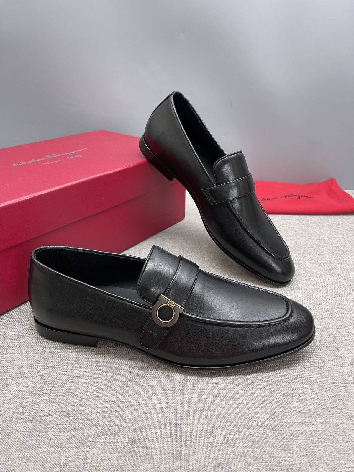 Ferragamo Men's Black Gancini Hardware Loafers